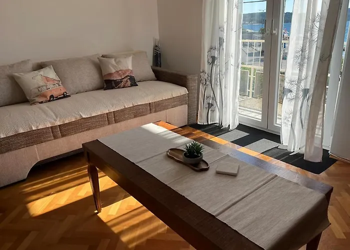 Sorriso - 1st Row By The Trogir