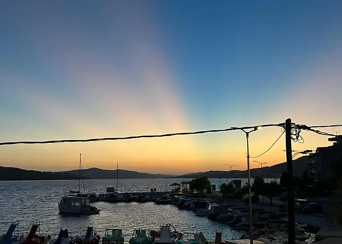 Sorriso - 1st Row By The Apartment Trogir