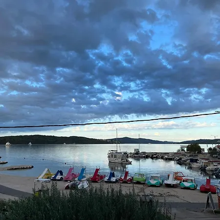 Sorriso - 1st Row By The Apartament Trogir