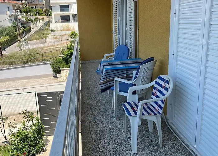 Sorriso - 1st Row By The Trogir