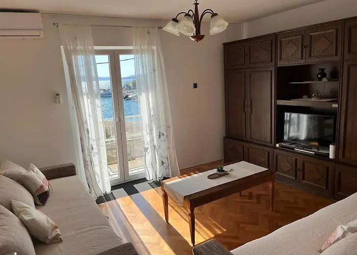 Sorriso - 1st Row By The *