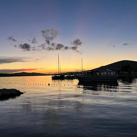 Sorriso - 1st Row By The * Trogir