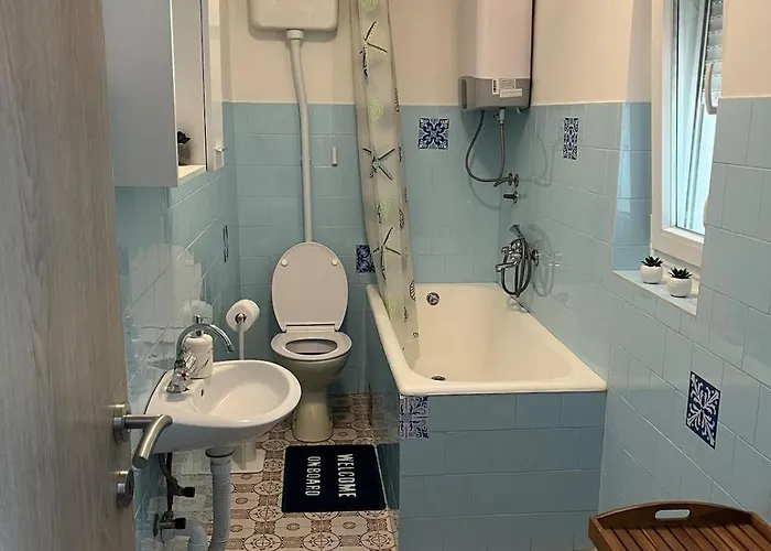 Sorriso - 1st Row By The Trogir